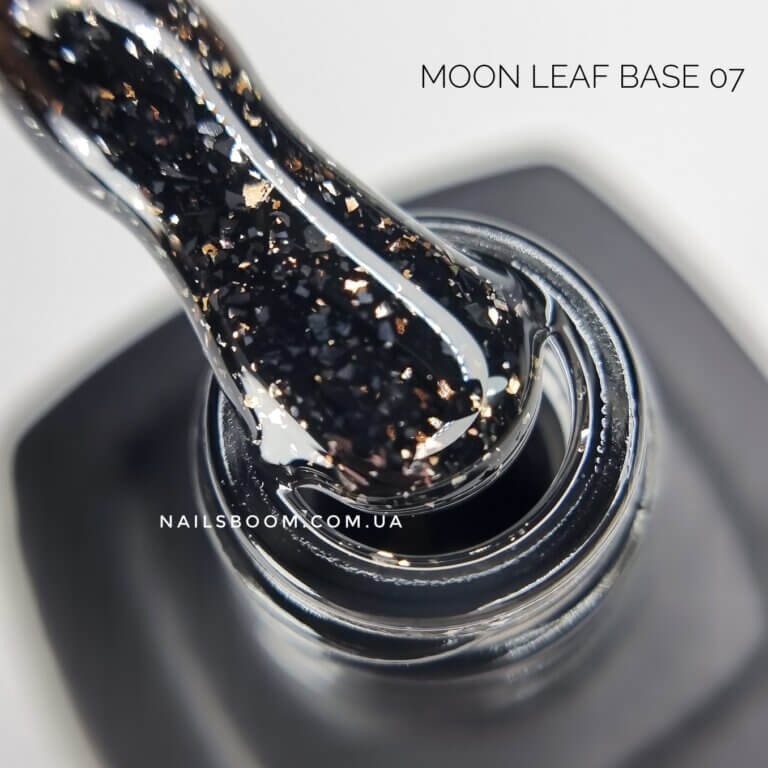 Камуфлююча база з поталлю MOON Full Leaf №07, 8 мл
