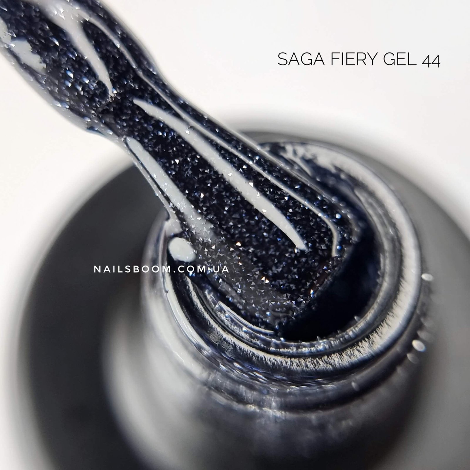 Світловідбиваючий гель-лак Saga Fiery 44, 9 мл